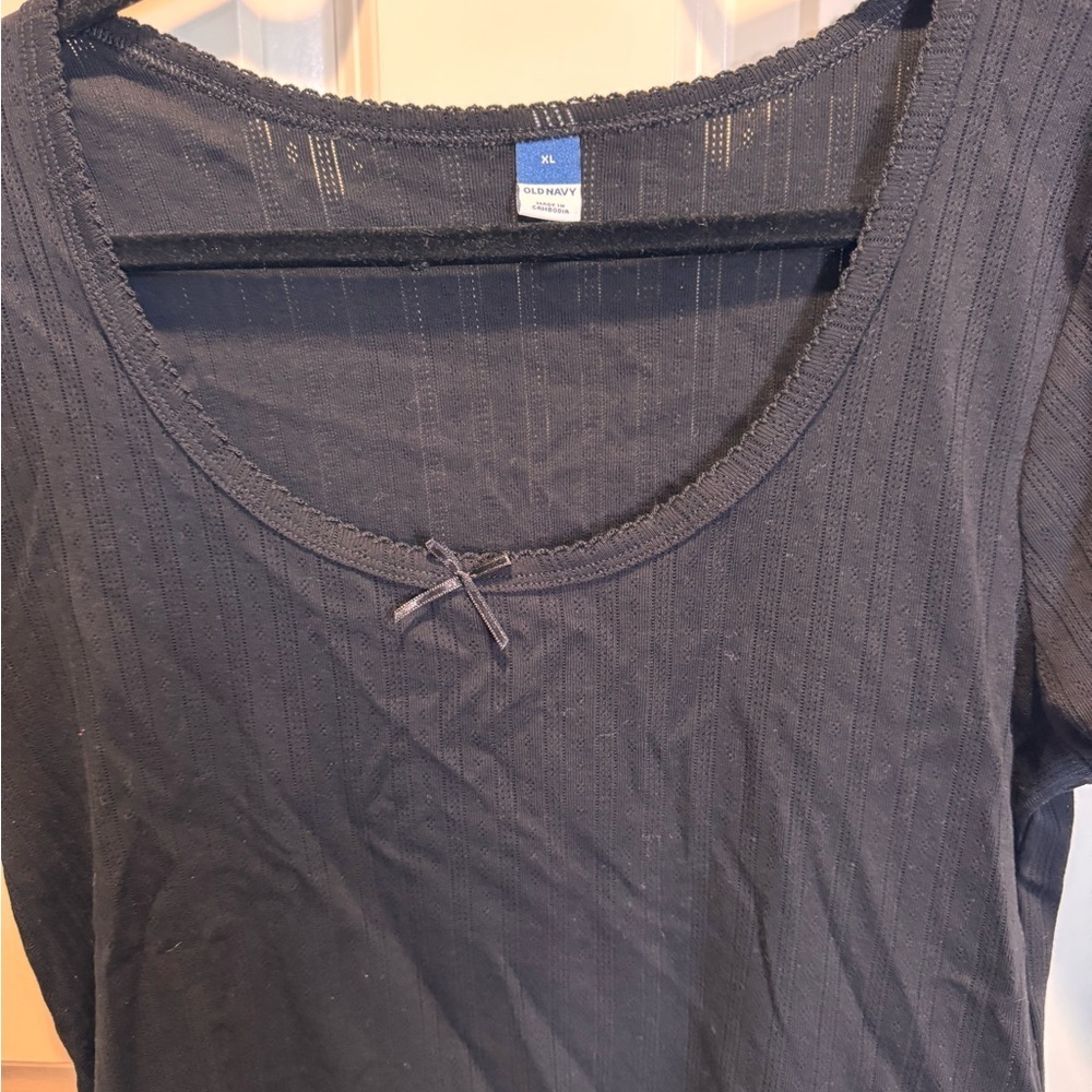 Old Navy Black and Green Ribbed Tops - Picture 5 of 6